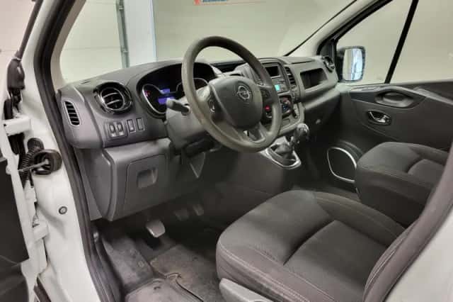 Opel Vivaro (2018) thumbnail 4