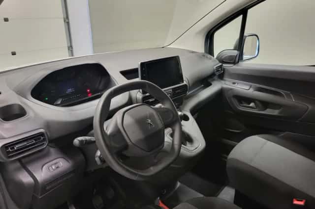 Peugeot Partner (2021) thumbnail 4
