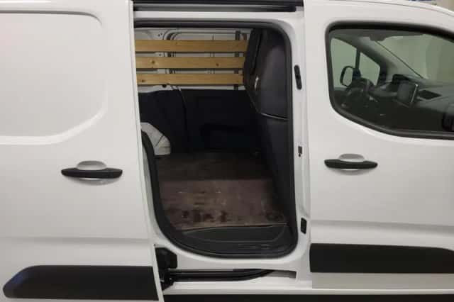 Peugeot Partner (2021) thumbnail 6