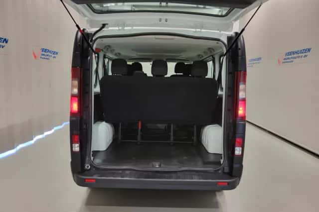 Renault Trafic (2019) thumbnail 5