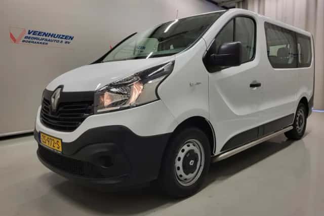 Renault Trafic (2019) thumbnail 2