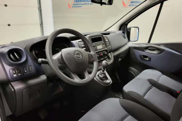 Opel Vivaro (2019) thumbnail 4