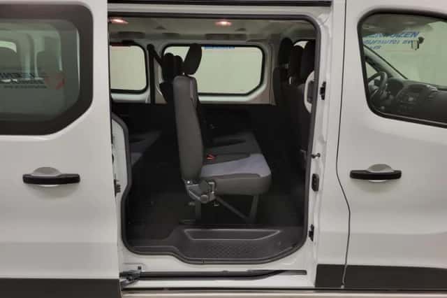 Opel Vivaro (2019) thumbnail 6