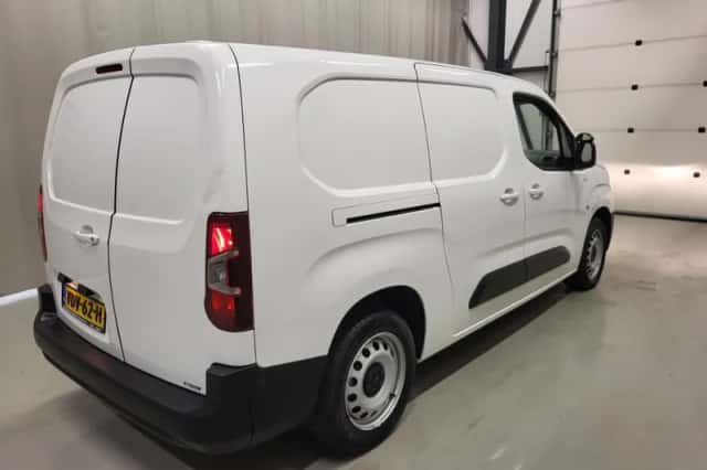 Opel Combo (2020) thumbnail 3