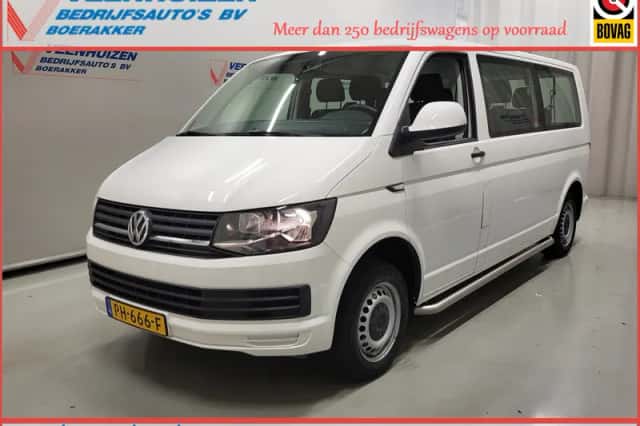 Volkswagen Transporter (2017) thumbnail 1