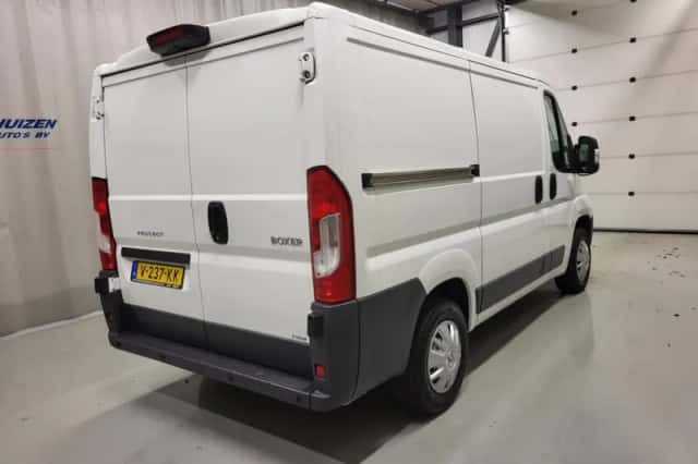 Peugeot Boxer (2017) thumbnail 3