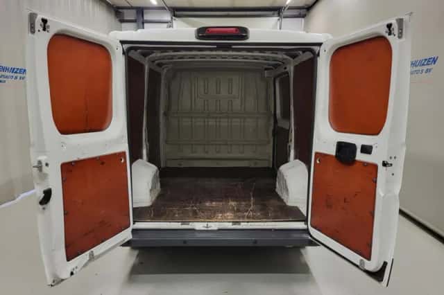Peugeot Boxer (2017) thumbnail 5