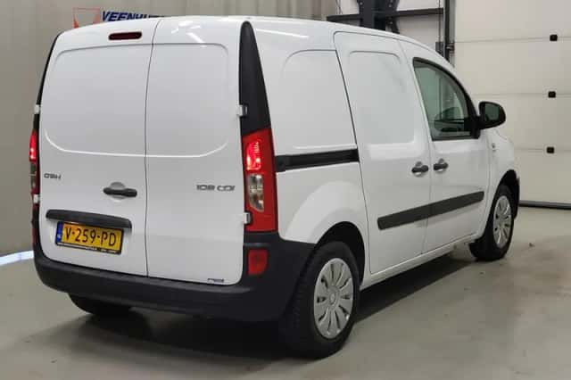Mercedes-Benz Citan (2018) thumbnail 3