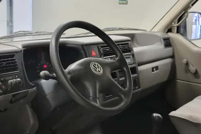 Volkswagen Transporter (1999) thumbnail 4