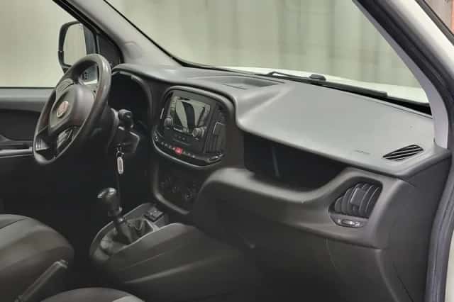 Fiat Doblò (2015) thumbnail 8