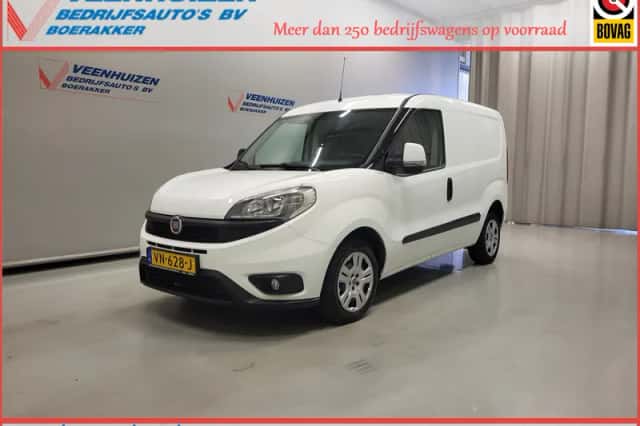 Fiat Doblò (2015) thumbnail 1