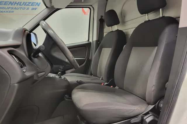 Fiat Doblò (2015) thumbnail 5