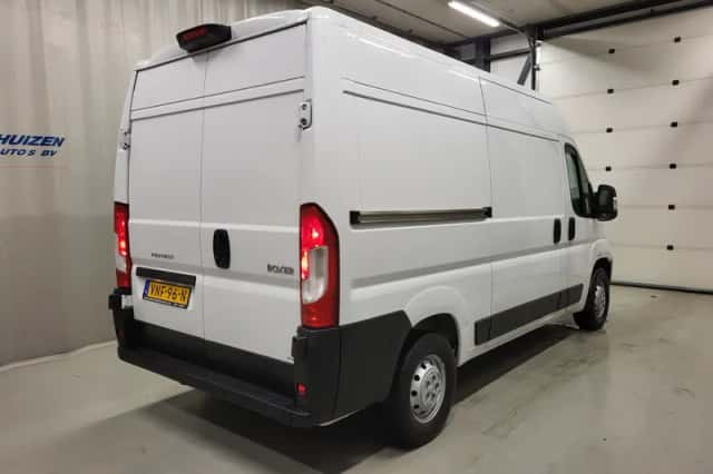 Peugeot Boxer (2021) thumbnail 3