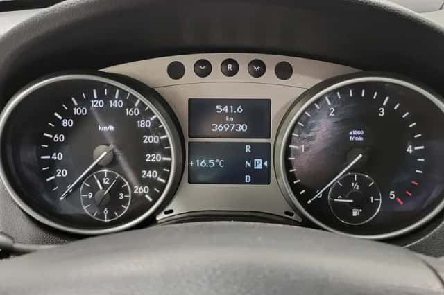 Mercedes-Benz ML-Klasse (2008) thumbnail 11