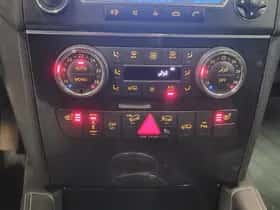 Mercedes-Benz ML-Klasse (2008) thumbnail 14