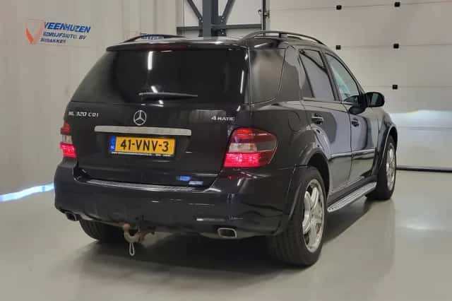 Mercedes-Benz ML-Klasse (2008) thumbnail 3