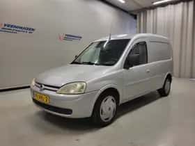 Opel Combo (2008) thumbnail 2