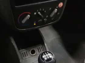 Opel Combo (2008) thumbnail 11
