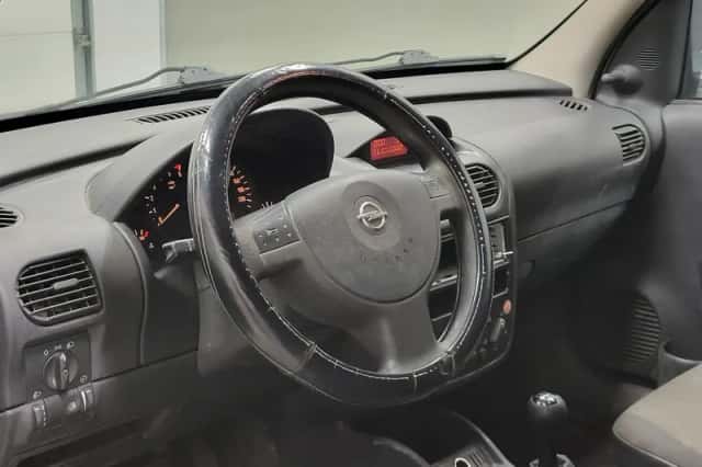 Opel Combo (2008) thumbnail 4