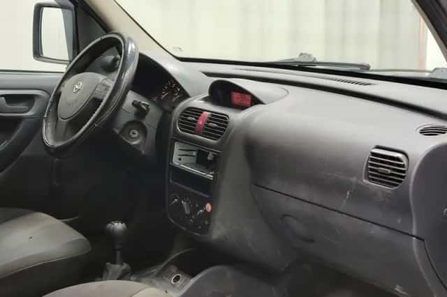 Opel Combo (2008) thumbnail 7