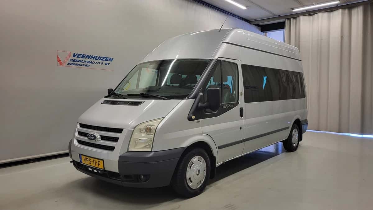 Ford Transit — foto 1