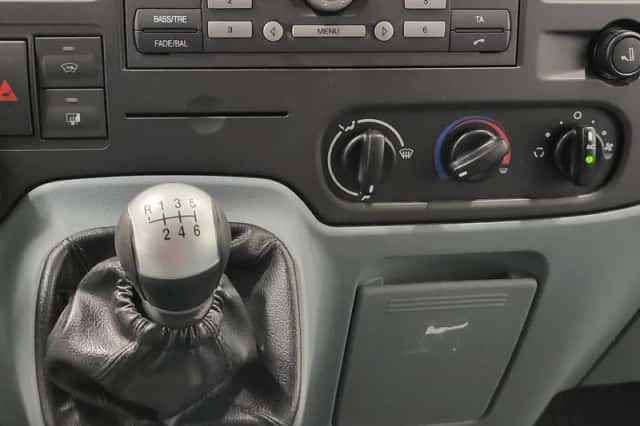 Ford Transit (2011) thumbnail 15