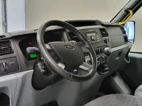 Ford Transit thumbnail 4
