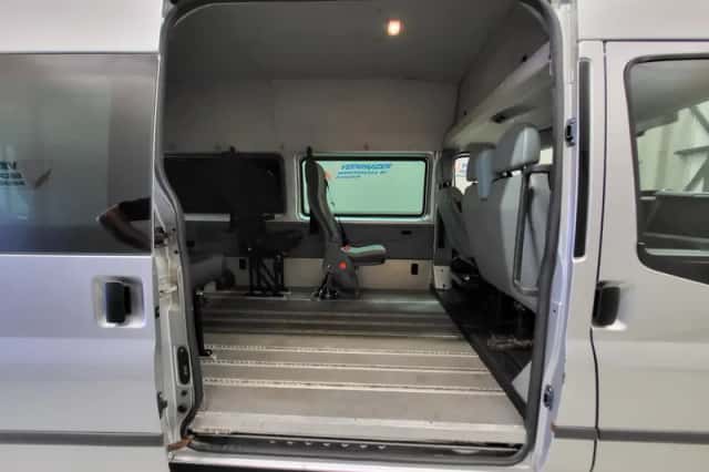 Ford Transit (2011) thumbnail 9