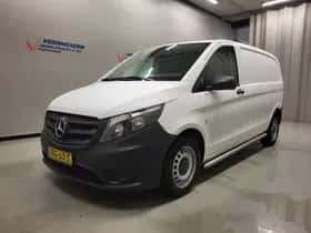 Mercedes-Benz Vito (2019) thumbnail 2