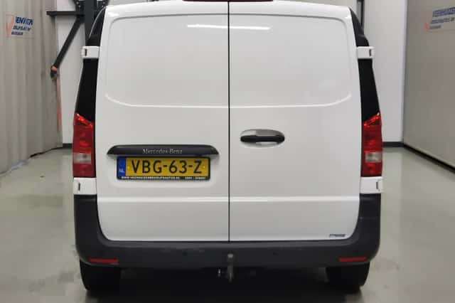 Mercedes-Benz Vito (2019) thumbnail 18
