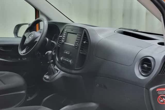 Mercedes-Benz Vito (2019) thumbnail 8
