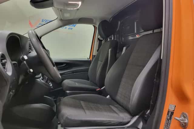 Mercedes-Benz Vito (2019) thumbnail 5