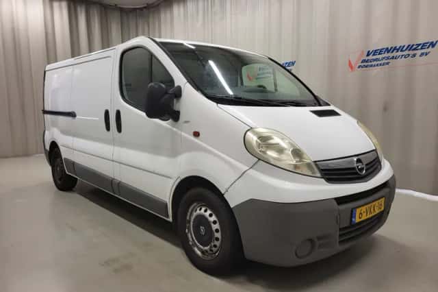 Opel Vivaro (2010) thumbnail 14