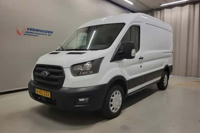 Ford Transit (2024) thumbnail 2