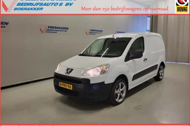 Peugeot Partner (2012) thumbnail 1