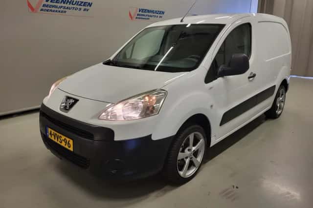 Peugeot Partner (2012) thumbnail 2