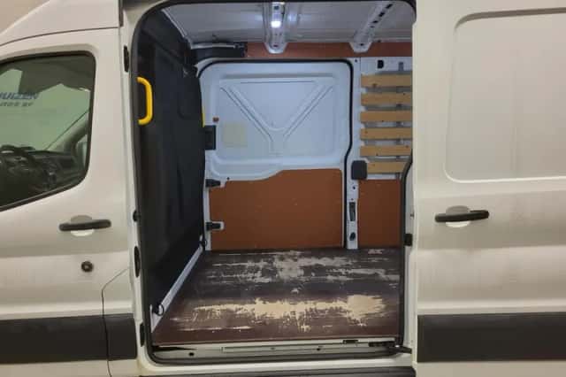 Ford Transit (2022) thumbnail 6