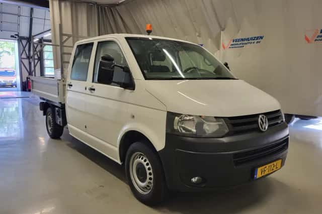 Volkswagen Transporter (2013) thumbnail 17