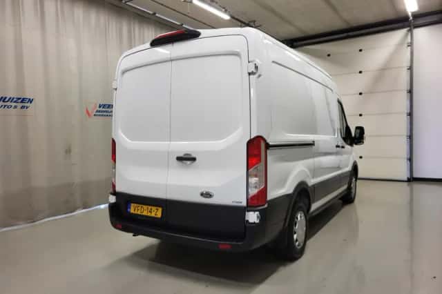 Ford Transit (2020) thumbnail 3