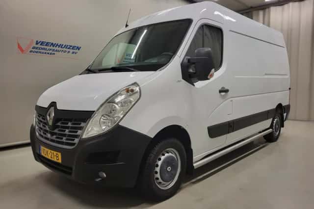 Renault Master (2019) thumbnail 2