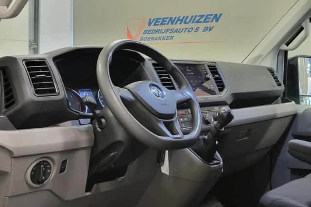 Volkswagen Crafter (2021) thumbnail 4