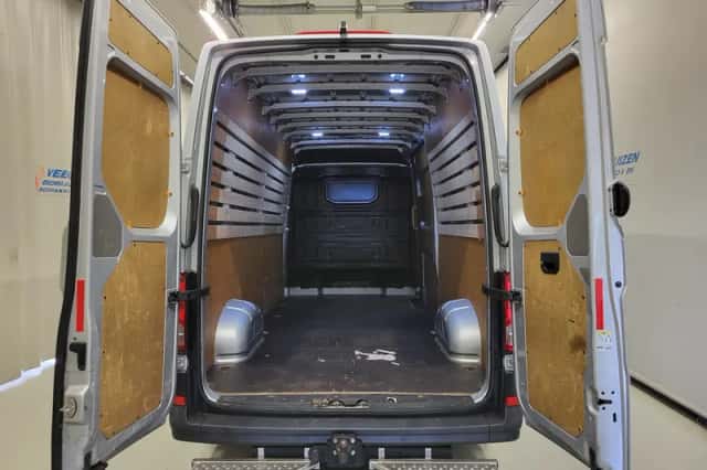 Volkswagen Crafter (2021) thumbnail 6