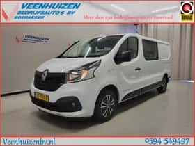 Renault Trafic (2015) thumbnail 1