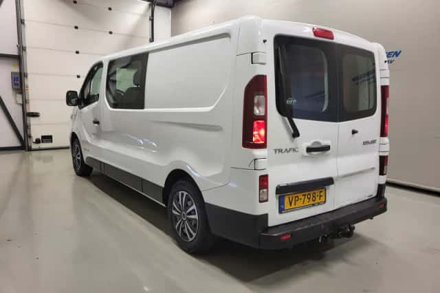 Renault Trafic (2015) thumbnail 16