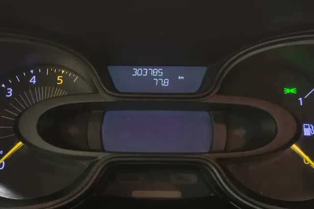 Renault Trafic (2015) thumbnail 10