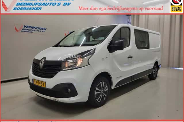 Renault Trafic (2015) thumbnail 1
