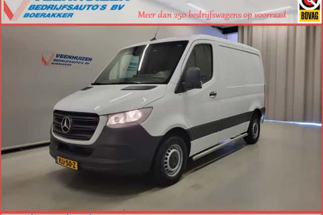 Mercedes-Benz Sprinter (2021) thumbnail 1