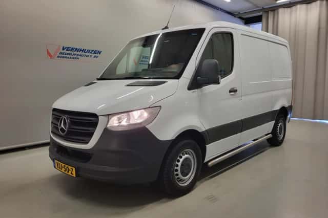 Mercedes-Benz Sprinter (2021) thumbnail 2