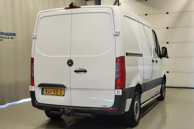 Mercedes-Benz Sprinter (2021) thumbnail 3