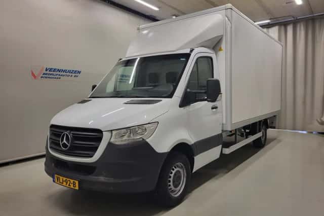 Mercedes-Benz Sprinter (2021) thumbnail 2